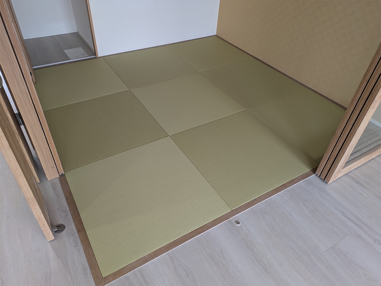 ダイケン和紙表「彩園０１」・畳床「座スリム１３Z」琉球畳（縁無畳）