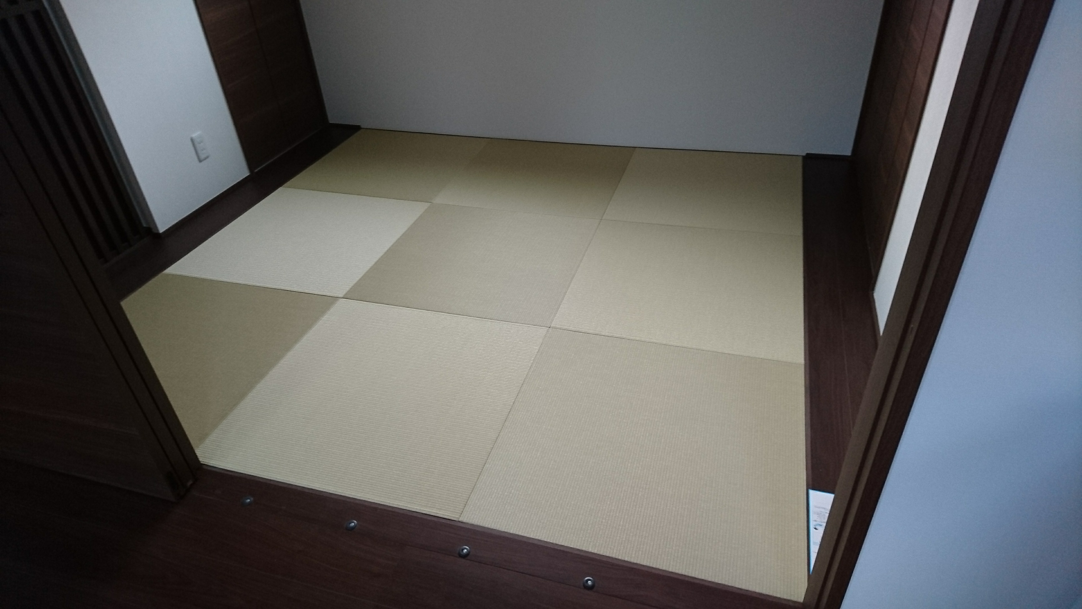 ダイケン「清流１６（若草色）」　縁無畳（琉球畳）