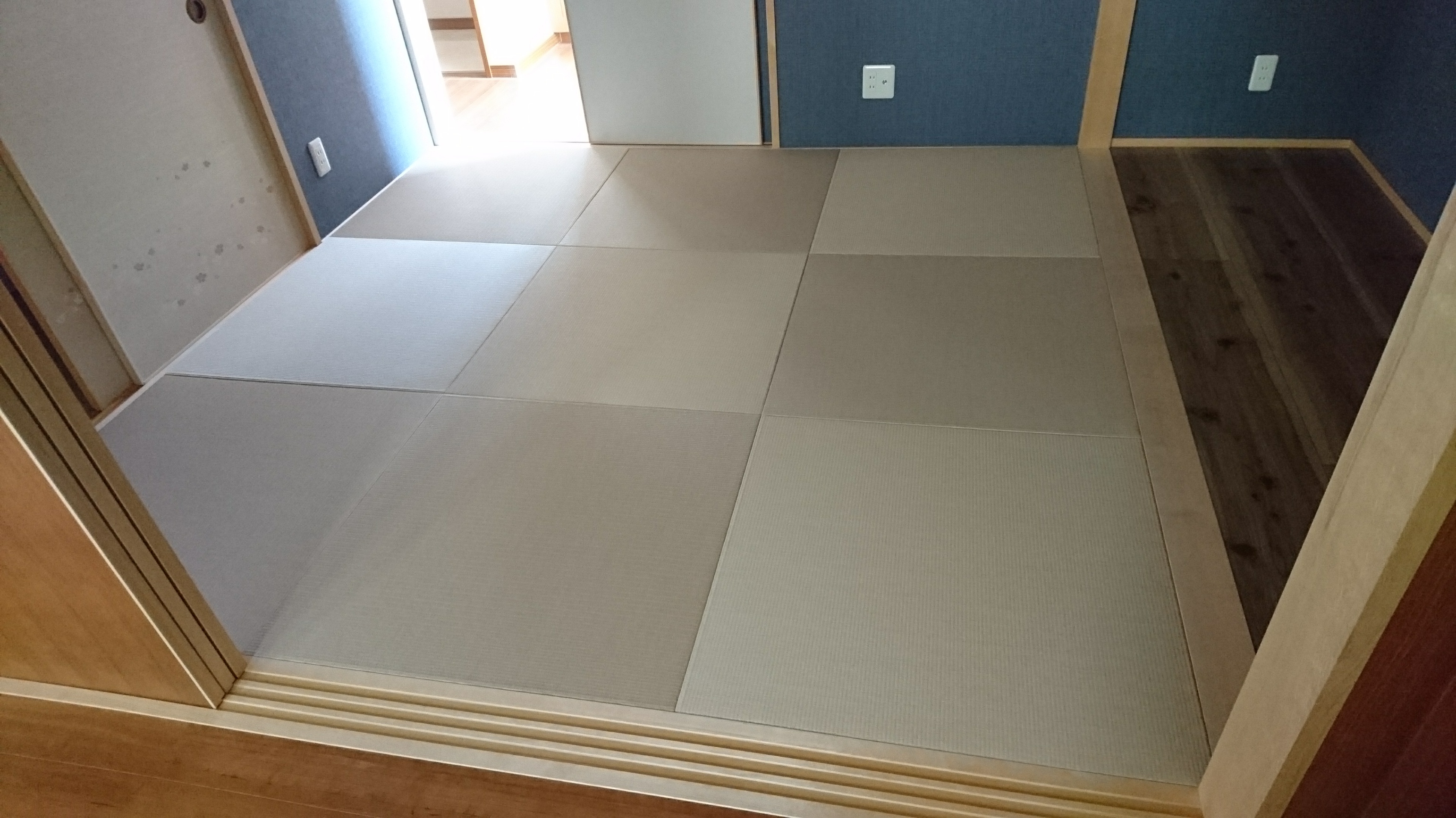 ダイケン 清流カクテルフィット１７ 灰桜色 白茶色 縁無畳 琉球畳